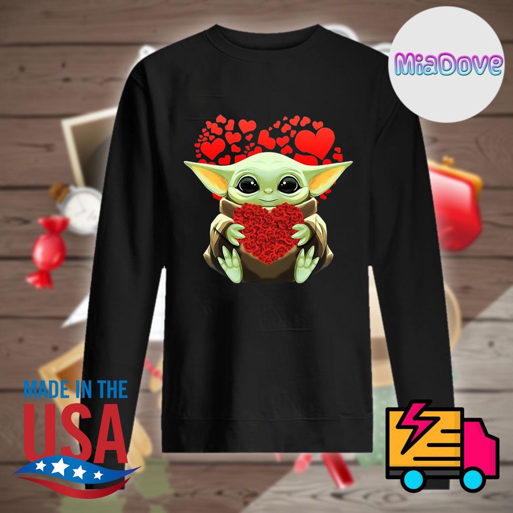 Baby Yoda Star Wars Valentine Heart Portrait Unisex T-Shirt –